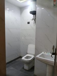 Bathroom Image of 700 Sq.ft 2 BHK Apartment / Flat for sale in Khanpur New Delhi for Rs. 3600000