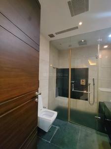 Bathroom Image of 5000 Sq.ft 4 BHK Builder Floor for rent in Hauz Khas New Delhi for Rs. 450000