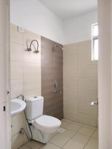 Common Bathroom Image of 1027 Sq.ft 2 BHK Apartment / Flat for sale in Stellar Jeevan, Noida Extension Greater Noida for Rs. 8200000
