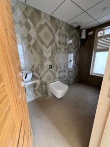 Bathroom Image of 1200 Sq.ft 3 BHK Apartment / Flat for sale in Borivali West Mumbai for Rs. 38000000
