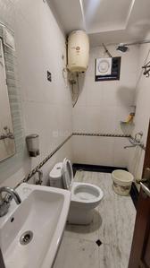 Bathroom Image of 2800 Sq.ft 4 BHK Apartment / Flat for rent in Kanke Ranchi for Rs. 42000