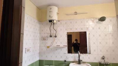 Image of 1400 Sq.ft 3 BHK Apartment / Flat for rent in Eldeco Golf View Apartments, Omega IV, Greater Noida for Rs. 30000