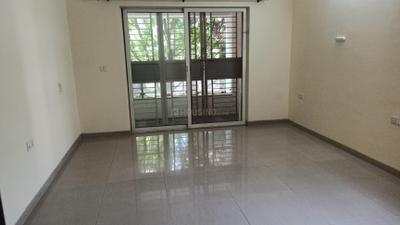 Bedroom Image of 1300 Sq.ft 2 BHK Apartment / Flat for rent in Kumar Picasso Tower A B1 B2 E O1 O2, Hadapsar Pune for Rs. 37000