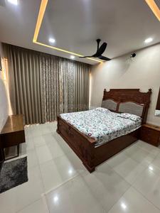 Bedroom Image of 7000 Sq.ft 4.5 BHK Apartment / Flat for rent in Marvel Cascada, Balewadi Pune for Rs. 350000