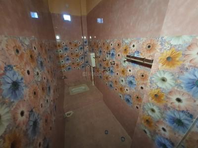 Bathroom Image of 1200 Sq.ft 3 BHK Independent House for rent in Narayanpur Anant Muzaffarpur for Rs. 14000