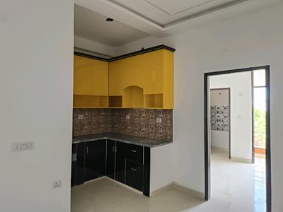 Living Room Image of 750 Sq.ft 2 BHK Builder Floor for sale in DLF Ankur Vihar Ghaziabad for Rs. 2375000