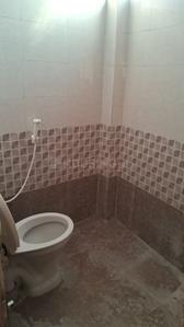 Bathroom Image of 320 Sq.ft 1 RK Apartment / Flat for rent in Begumpet Hyderabad for Rs. 13500