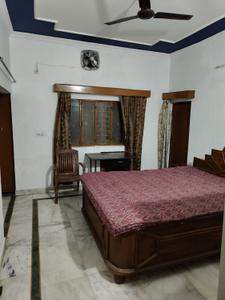 1 RK Independent Builder Floor