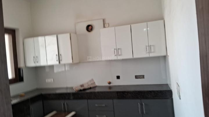 Model Town Phase 2, Model Town Kitchen 1