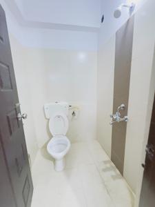 Bathroom Image of 2200 Sq.ft 3 BHK Apartment / Flat for rent in Shilpa Hills Hyderabad for Rs. 40000
