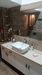 Bathroom Image of 3000 Sq.ft 3 BHK Independent House for rent in Shalimar Township, Scheme No 114 Indore for Rs. 50990