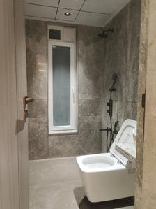 Common Bathroom Image of 1600 Sq.ft 3 BHK Apartment / Flat for sale in Bharat Juhu Vikrant Acropolis, Vile Parle West Mumbai for Rs. 80000000