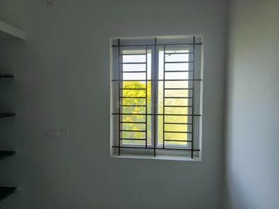 Bedroom Image of 800 Sq.ft 2 BHK Apartment / Flat for rent in Sivathapuram Salem for Rs. 9000