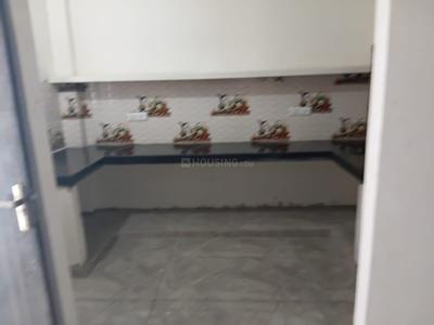 Kitchen Image of 1600 Sq.ft 2 BHK Apartment / Flat for rent in Sarai Shekh Lucknow for Rs. 14000