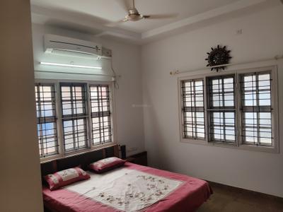 Bedroom Image of 4000 Sq.ft 5 BHK Independent House for rent in Kadri Mangalore for Rs. 120000