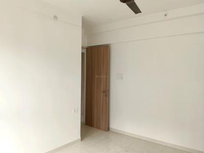 Bedroom Image of 1100 Sq.ft 3 BHK Apartment / Flat for rent in Godrej Emerald, Kasarvadavali Thane for Rs. 37000