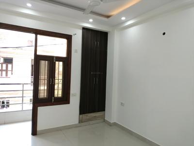 Bedroom Image of 800 Sq.ft 2 BHK Builder Floor for sale in Deenpur New Delhi for Rs. 5300000