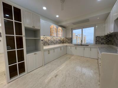 Kitchen Image of 4200 Sq.ft 4.5 BHK Apartment / Flat for sale in Raunak Viraj Tower, Thane West Thane for Rs. 120000000