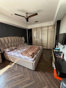 Bedroom Image of 2610 Sq.ft 4 BHK Apartment / Flat for sale in Iscon Platinum, Bopal Ahmedabad for Rs. 23100000