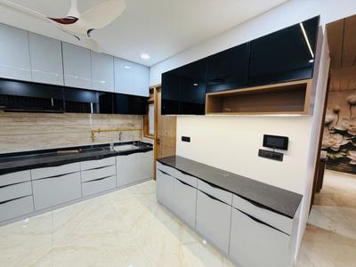 Kitchen Image of 2450 Sq.ft 3 BHK Apartment / Flat for rent in Radhe Infinity, Kudasan Gandhinagar for Rs. 55000