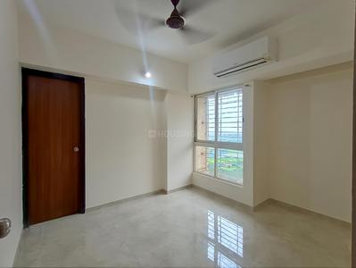 Living Room Image of 850 Sq.ft 2 BHK Apartment / Flat for rent in Lodha Amara, Kolshet Thane for Rs. 32000