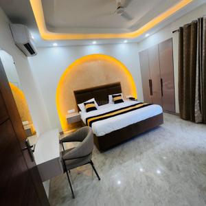 Hall Image of 1000 Sq.ft 1 BHK Apartment / Flat for rent in Sector 46 Gurgaon for Rs. 38000