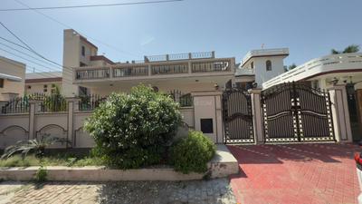 Image of 4518 Sq.ft 9 BHK Independent House for sale in Sector-4, Rohtak for Rs. 46000000