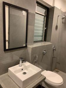 Image of 700 Sq.ft 2 BHK Apartment / Flat for rent in Vaastu Omkar, Vile Parle East, Mumbai for Rs. 78000