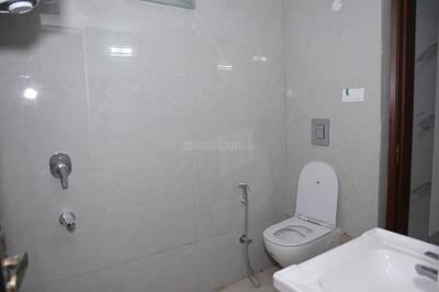 Image of 2000 Sq.ft 4 BHK Apartment / Flat for rent in Vasant Kunj, New Delhi for Rs. 145000