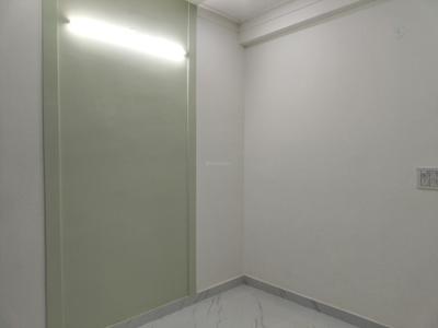 Bedroom Image of 750 Sq.ft 2 BHK Apartment / Flat for sale in Kambakshpur Noida for Rs. 3083600