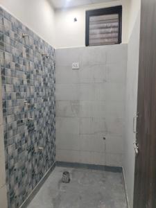 Common Bathroom Image of 800 Sq.ft 2 BHK Apartment / Flat for sale in CI Golf City, Kambakshpur Noida for Rs. 3081000