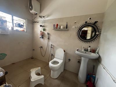 Image of 2000 Sq.ft 3 BHK Builder Floor for rent in Vijayanagar, Bengaluru for Rs. 42000