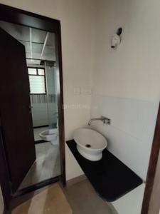 Bathroom Image of 1070 Sq.ft 2.5 BHK Apartment / Flat for sale in Gemini Grand Bay, Manjari Budruk Pune for Rs. 8691000