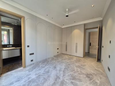 Bedroom Image of 2700 Sq.ft 4 BHK Builder Floor for sale in Safdarjung Enclave New Delhi for Rs. 95000000