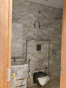 Common Bathroom Image of 1280 Sq.ft 3 BHK Builder Floor for sale in Vasundhara Ghaziabad for Rs. 6100000