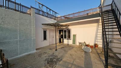 Balcony Image of 3500 Sq.ft 3.5 BHK Independent House for sale in Ashiyana Lucknow for Rs. 27500000