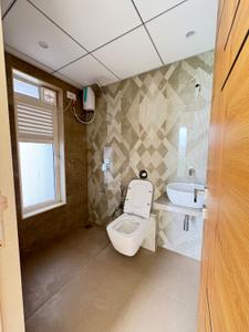 Image of 950 Sq.ft 3 BHK Apartment / Flat for sale in Hindustan The Erica, Borivali West, Mumbai for Rs. 35000000