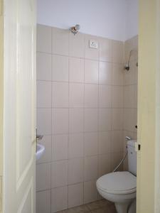 Common Bathroom Image of 675 Sq.ft 1 BHK Apartment / Flat for sale in Stellar Jeevan, Noida Extension Greater Noida for Rs. 6050000