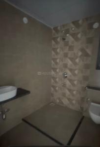Bathroom Image of 1718 Sq.ft 4.5 BHK Apartment / Flat for rent in Mantra Mirari, Mundhwa Pune for Rs. 75000