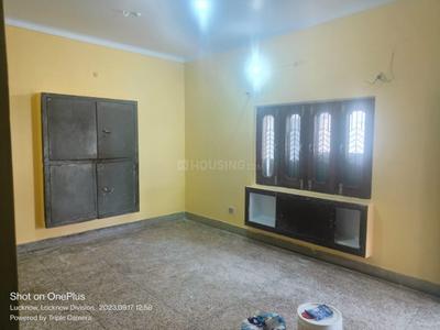 Bedroom Image of 1650 Sq.ft 2 BHK Builder Floor for rent in Kalyanpur Lucknow for Rs. 12000