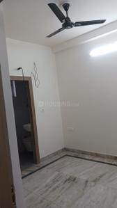 Bedroom Image of 1100 Sq.ft 3 BHK Builder Floor for sale in Pandav Nagar New Delhi for Rs. 12000000