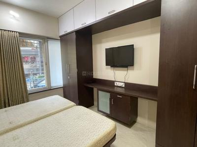 Bedroom Image of 1200 Sq.ft 3 BHK Apartment / Flat for rent in Kalpataru Magnus, Bandra East Mumbai for Rs. 250000