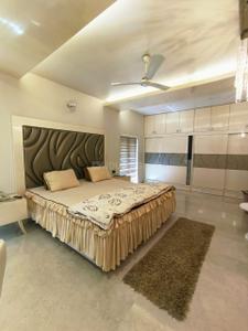 Bedroom Image of 6500 Sq.ft 7 BHK Villa for sale in Prahlad Nagar Ahmedabad for Rs. 120000000