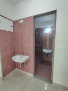 Bathroom Image of 1500 Sq.ft 3 BHK Apartment / Flat for sale in Riverview Flamingo Park, Loni Kalbhor Pune for Rs. 11600000