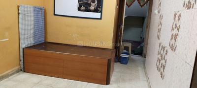 Bedroom Image of 320 Sq.ft 1 RK Apartment / Flat for rent in Vile Parle West Mumbai for Rs. 30000