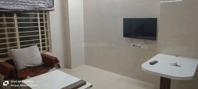 Bedroom Image of 1050 Sq.ft 2 BHK Apartment / Flat for rent in MP Tirupati ML Highrise, Eco Green City Bhopal for Rs. 20000