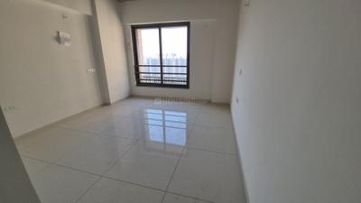 Bedroom Image of 2100 Sq.ft 4 BHK Apartment / Flat for sale in Safal Riviera Aspire, Shela Ahmedabad for Rs. 23000000