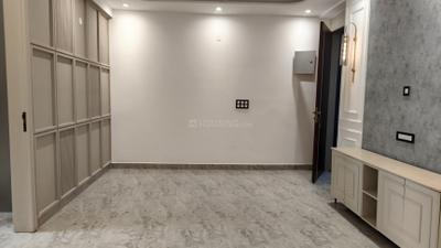 Living Room Image of 1700 Sq.ft 3 BHK Builder Floor for sale in Kaushambi Ghaziabad for Rs. 16500000