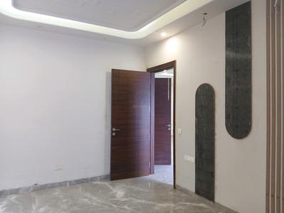 Bedroom Image of 1800 Sq.ft 3 BHK Builder Floor for sale in Paschim Vihar New Delhi for Rs. 36000000