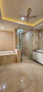 Bathroom Image of 7100 Sq.ft 4.5 BHK Apartment / Flat for sale in DLF Phase 3 Gurgaon for Rs. 150000000